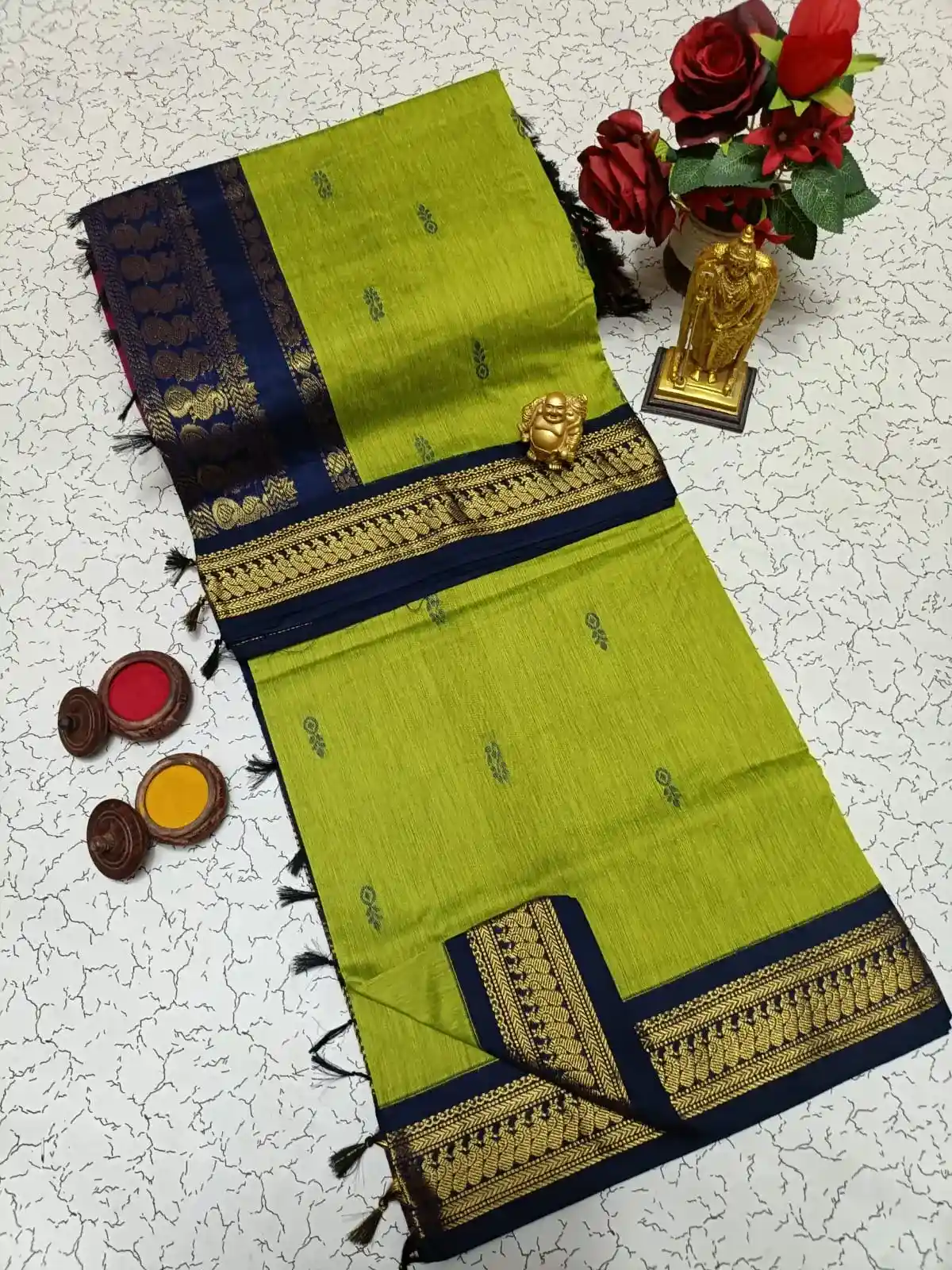 Grand Zari Pallu Thread Puttas Kalyani Cotton Saree